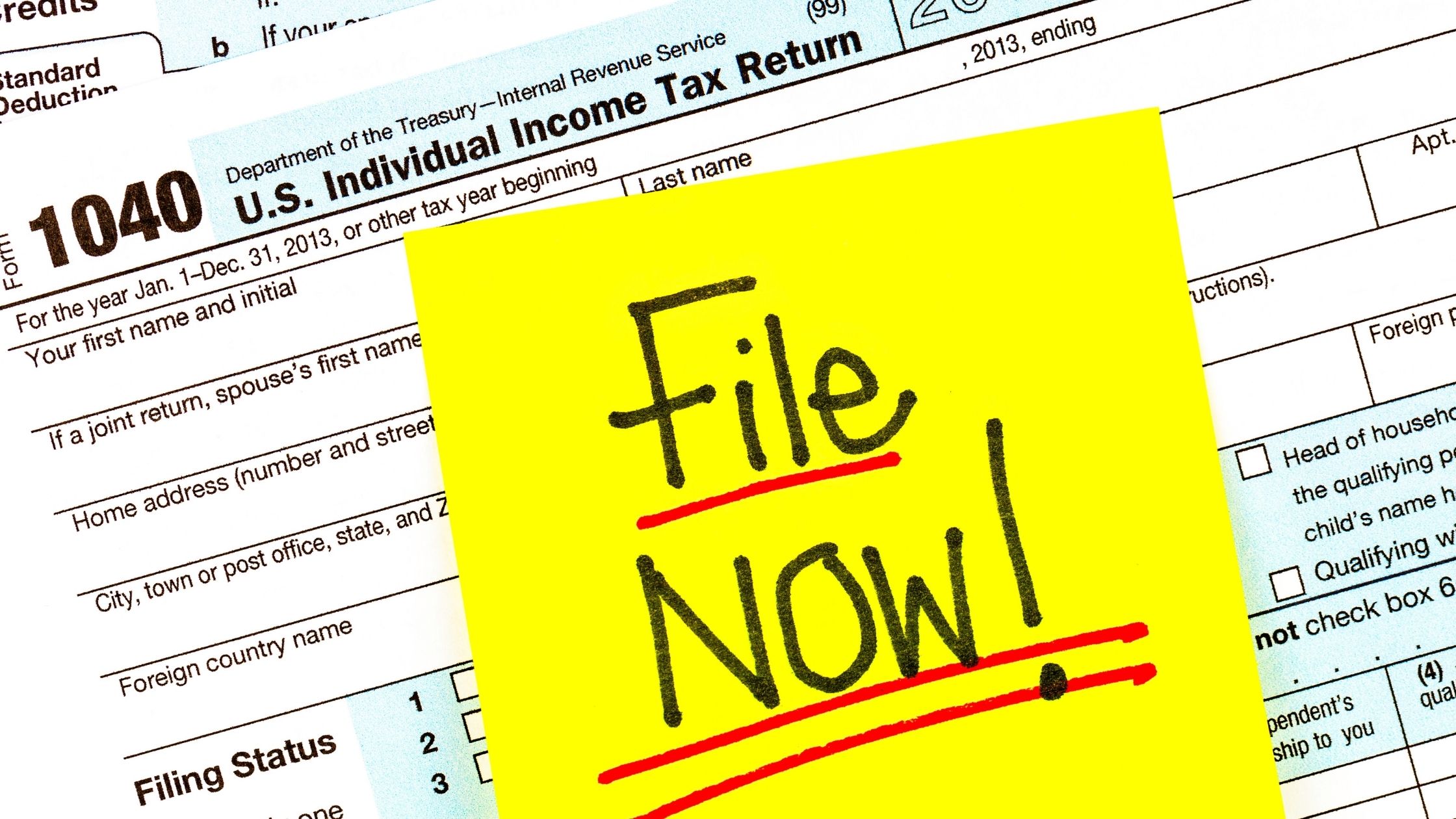 How do tax consultants differ from accountants?